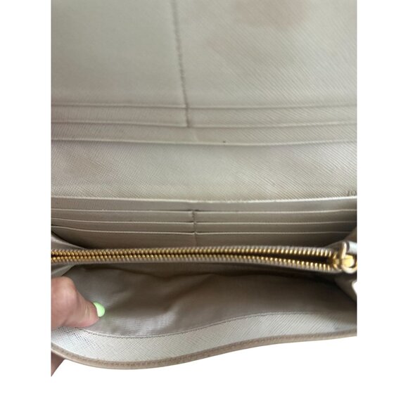 PRADA Tan Cream Saffiano Leather Bow Clutch Wallet w/ Dustbag - Picture 7 of 10